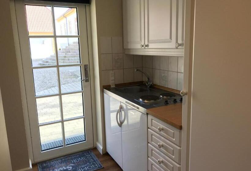 דירת חדר, Bramslevgaard