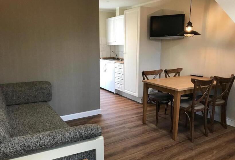 דירת חדר, Bramslevgaard