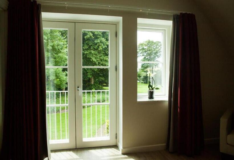 חדר סופריור עם ג'קוזי, Bramslevgaard