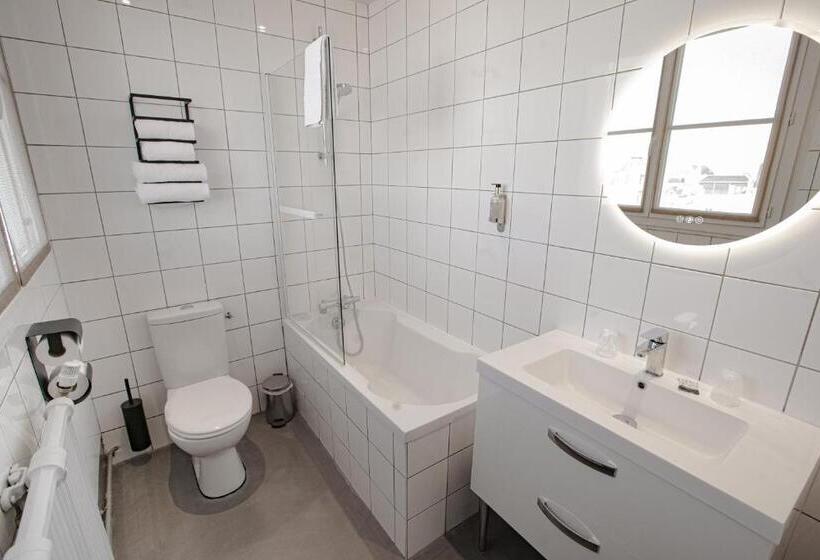 חדר סופריור עם מרפסת, Central