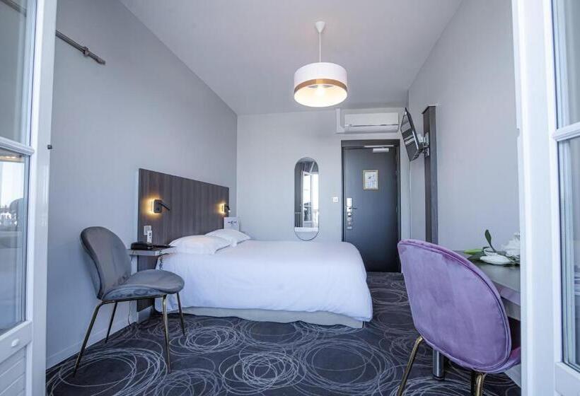 חדר סופריור עם מרפסת, Central