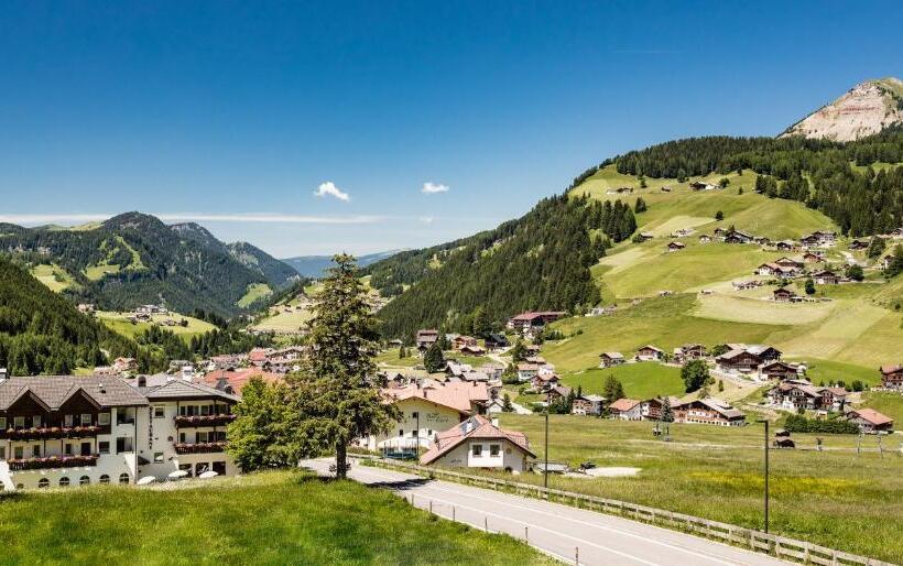 Полулюкс с Балконом, Continental Dolomites