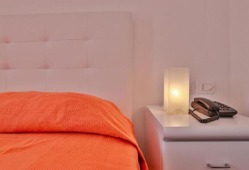 Номер Deluxe, Delfa