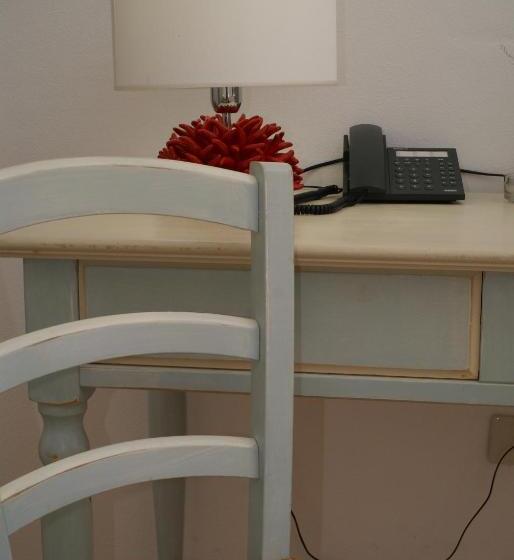 Номер Стандарт Трехместный, Donatella