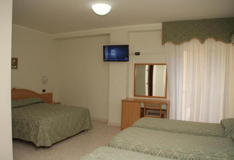 四人标准间, Garden