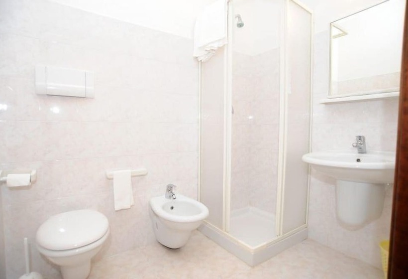 四人标准间, Garden