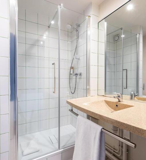 标准单人间, Greet Chartres Est