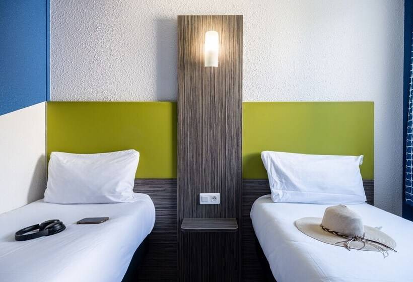 标准间, Greet Chartres Est