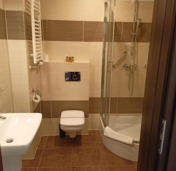 스탠다드 싱글 룸, Gromada