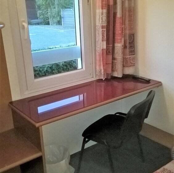 家庭间, Hôtel Quick Palace Valence Nord