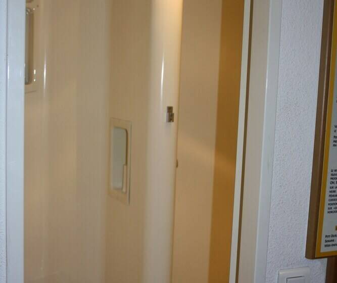 Номер Стандарт, Hôtel Quick Palace Valence Nord