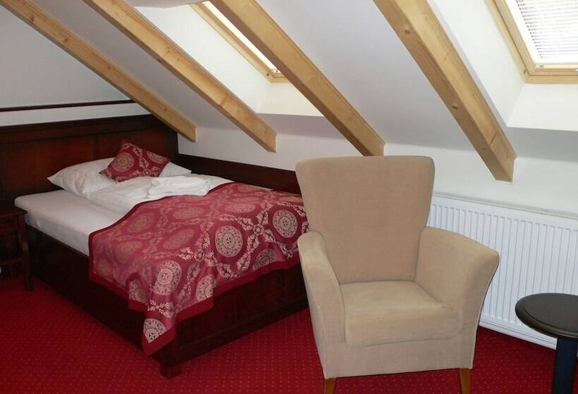 חדר סטנדרט יחיד, Joseph 1699