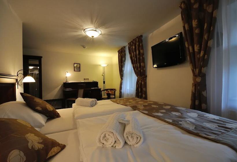 חדר סטנדרט יחיד, Joseph 1699