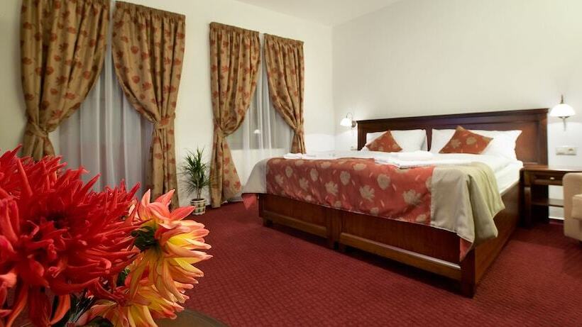 חדר סטנדרט, Joseph 1699