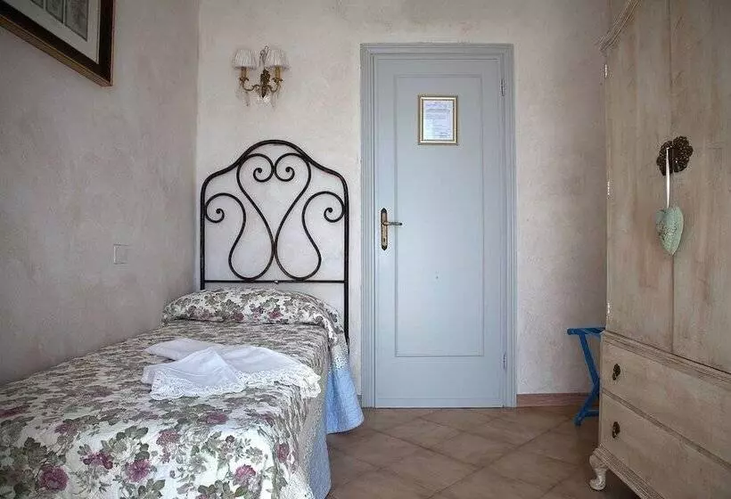 スタンダードシングルルーム, La Petite Maison