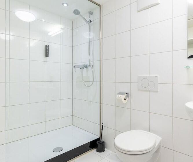 Номер Стандарт, Mk Hotel Frankfurt