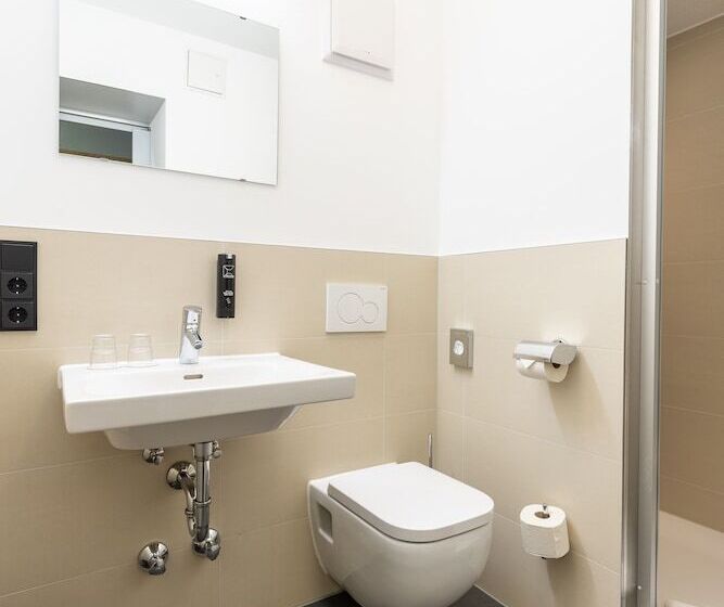 Номер Economy, Mk Hotel Frankfurt