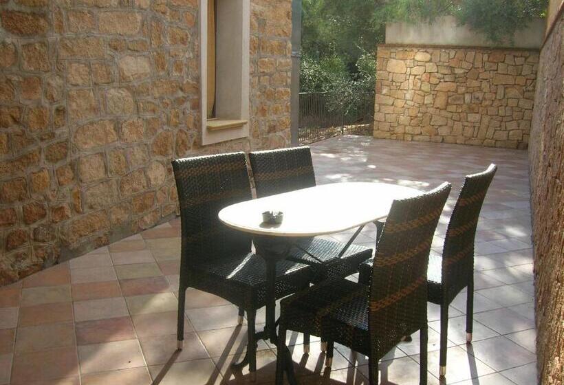 חדר דלוקס עם מרפסת טרסה, Nascar