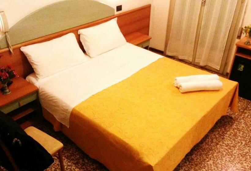 Camera Standard, Orchidea