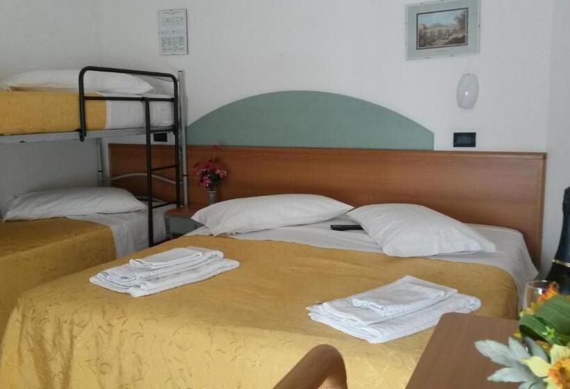 Camera Quadrupla Standard, Orchidea