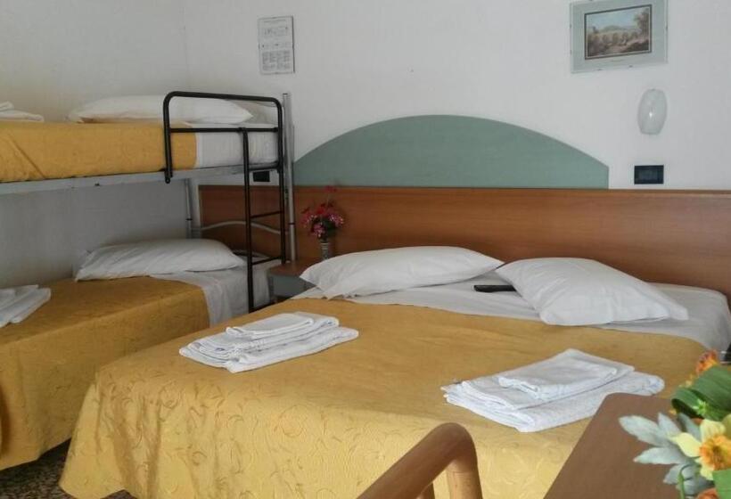 Camera Quadrupla Standard, Orchidea