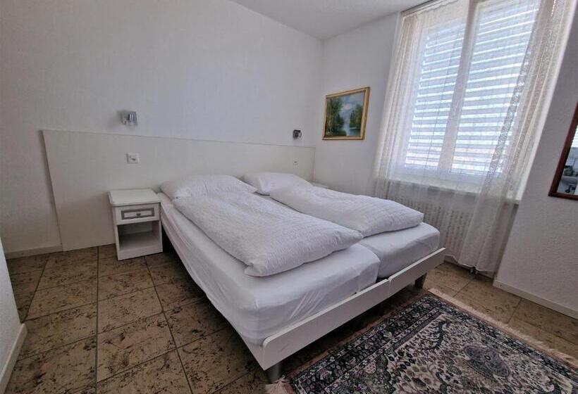 Номер Стандарт, Plaza