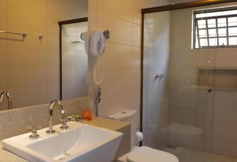 デラックスルーム, Pousada Surucuá