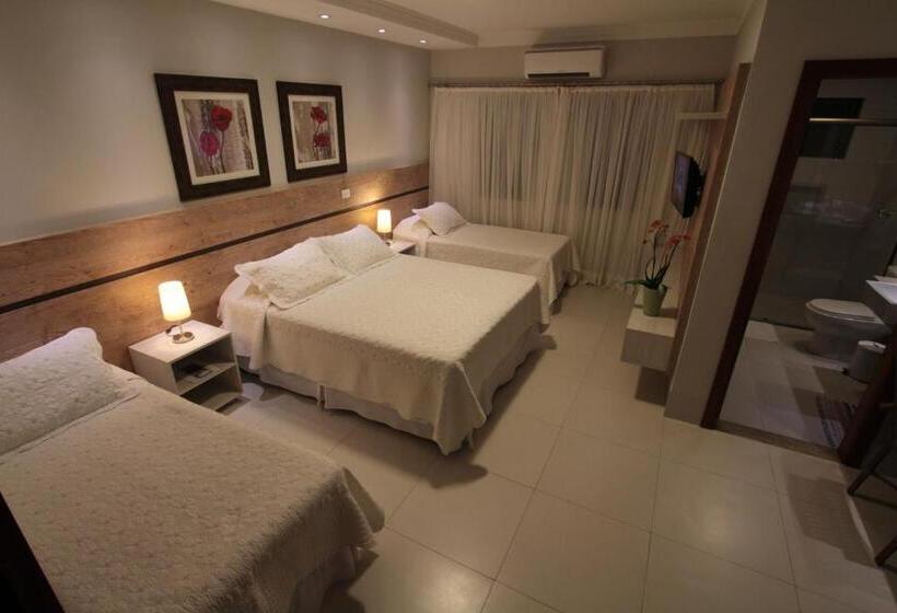 デラックスの4人部屋, Pousada Surucuá