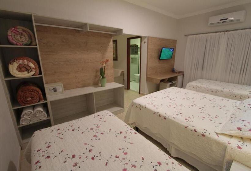 デラックスファミリールーム, Pousada Surucuá