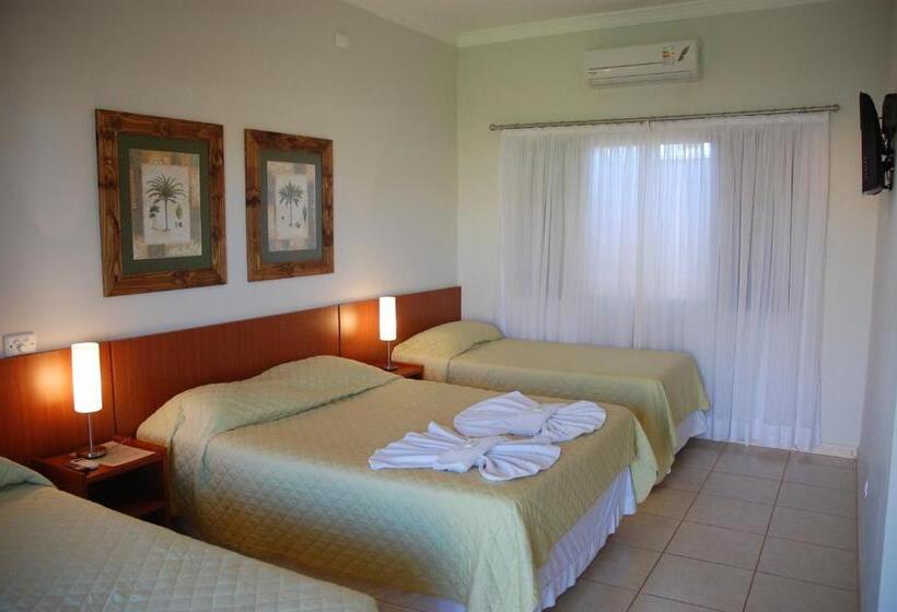 デラックストリプルルーム, Pousada Surucuá