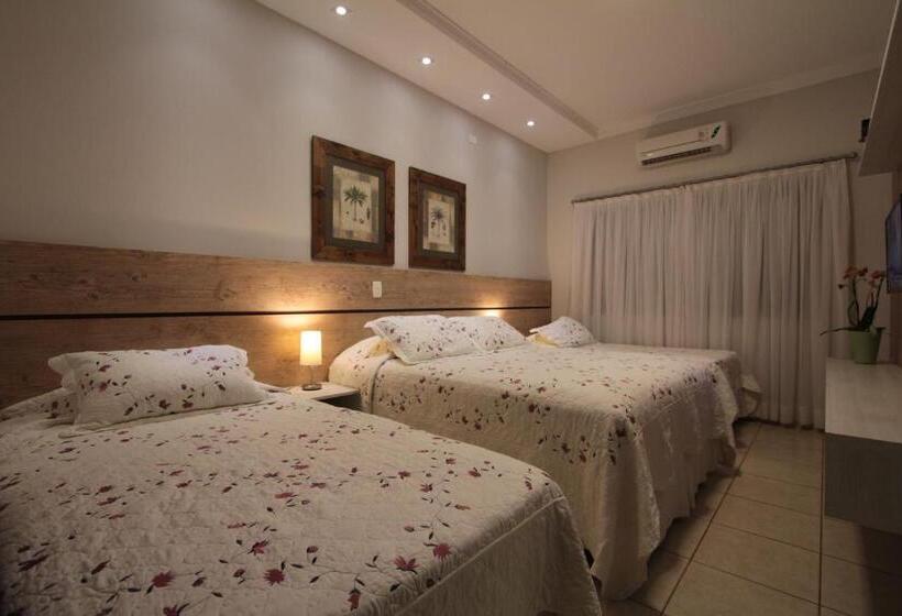 デラックストリプルルーム, Pousada Surucuá