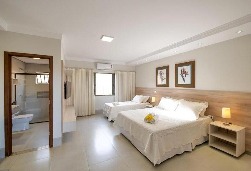 デラックストリプルルーム, Pousada Surucuá