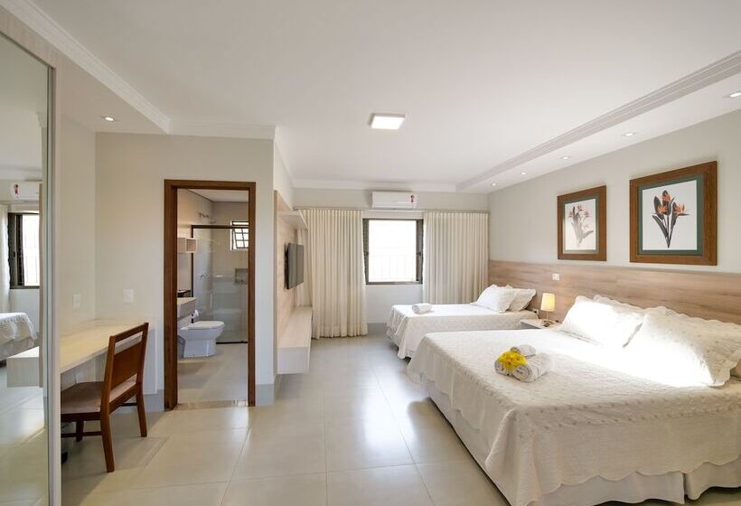 デラックストリプルルーム, Pousada Surucuá