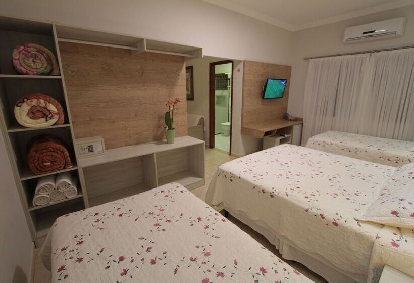 デラックスファミリールーム, Pousada Surucuá