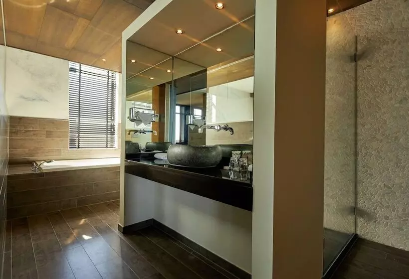 スイート, Van Der Valk Hotel Sneek
