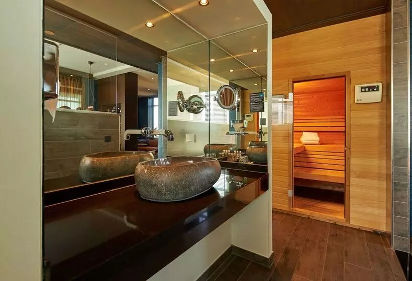 スイート, Van Der Valk Hotel Sneek