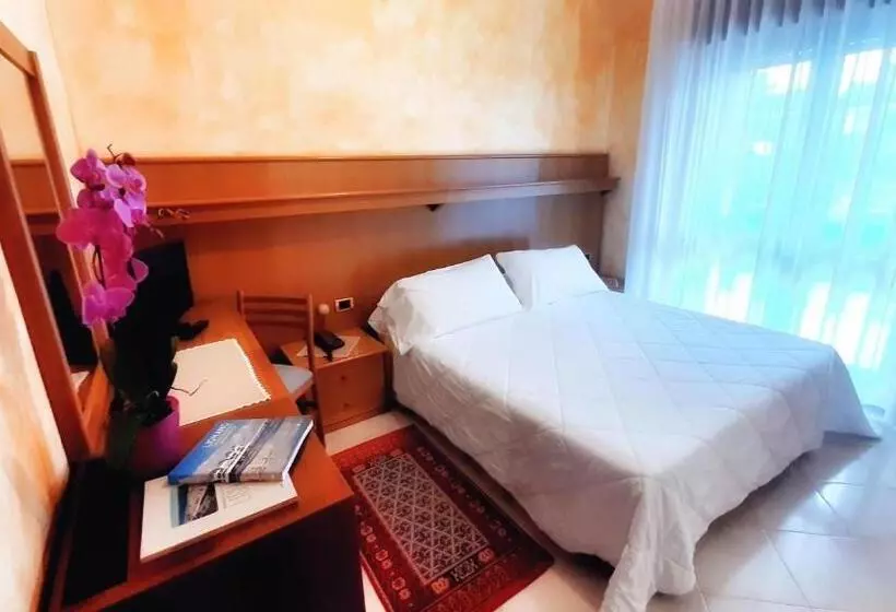 اتاق اکونومی, & Wellness Fra I Pini