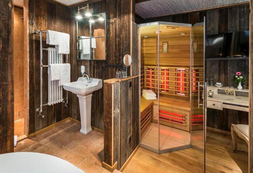 标准间带漩涡浴缸, Wellness Goldenes Fass Meißen