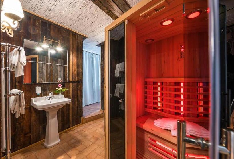 标准间带漩涡浴缸, Wellness Goldenes Fass Meißen