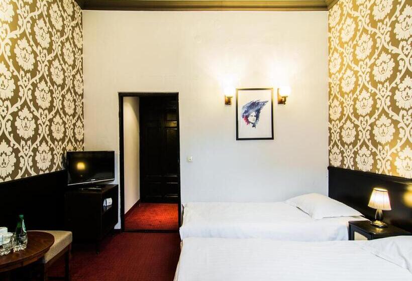 اتاق استاندارد سه نفره, Willa Marta Szczawnica