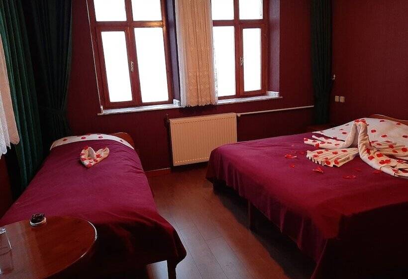 Номер Стандарт Трехместный, Kapadokya Stonelake Hotel