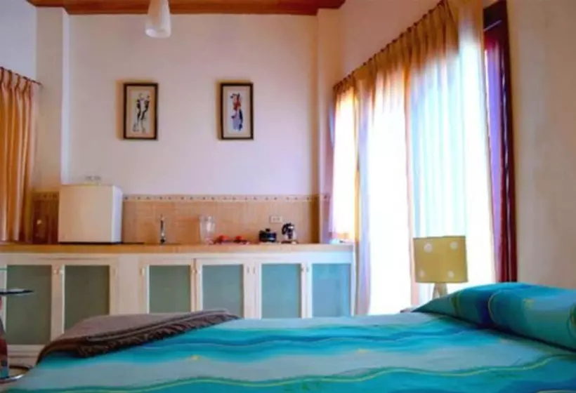 اتاق استاندارد, La Casa de Marita
