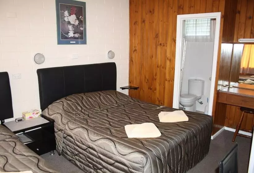 スタンダードトリプルルーム, Nhill Oasis Motel