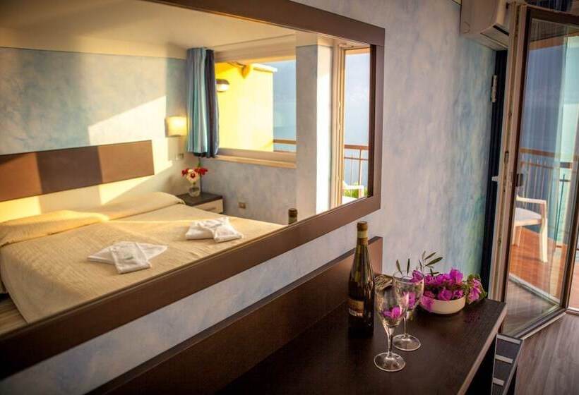 Номер Superior, Taki Village