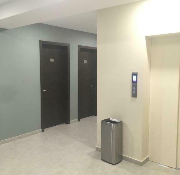 استودیو استاندارد با بالکن, Crystal Residence 530 & 531