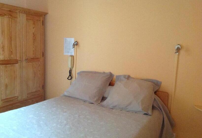 חדר סטנדרט, Auberge Du Meygal