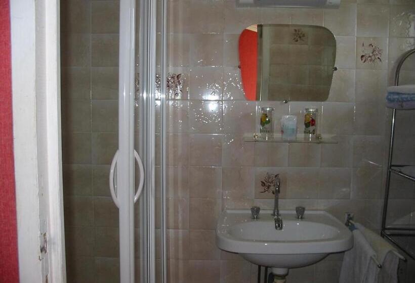 חדר סטנדרט, Auberge Du Meygal