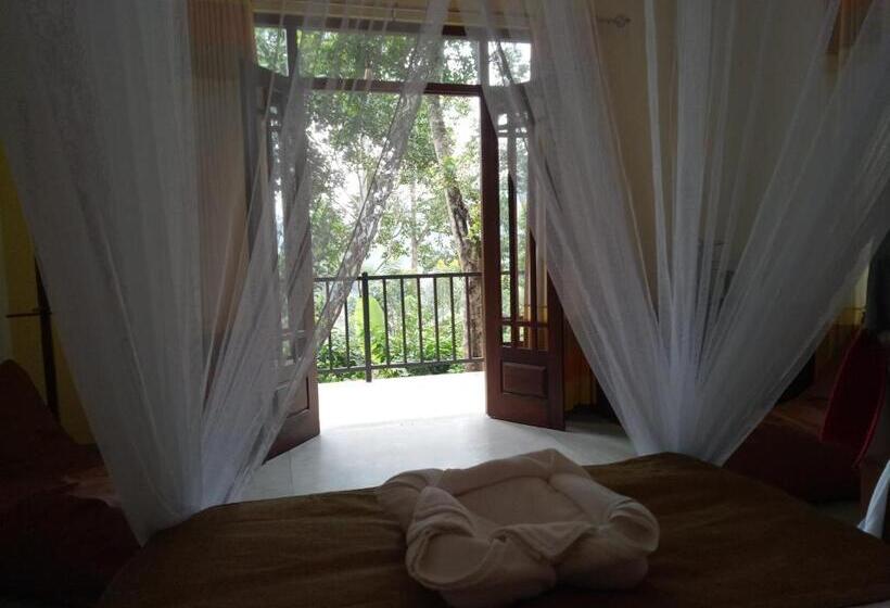 חדר דלוקס עם מרפסת, 3arch Eco Cottage Ella