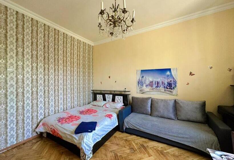 스탠다드 룸 가든 전망, Karson Family Hostel & Guest House