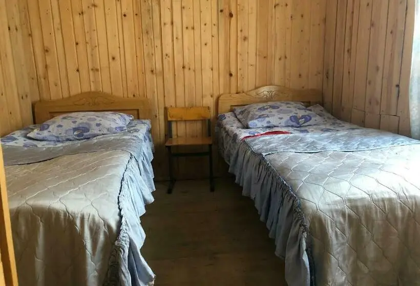 اتاق اکونومی, Guesthouse Svani